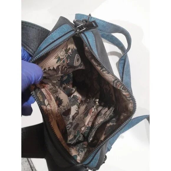 Liz Soto Purse, Blue Leather Convertible - Picture 6 of 8